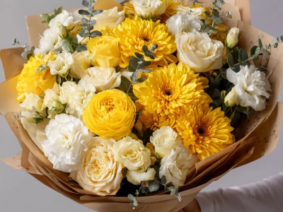 Букет с хризантемами «Солнечный день»