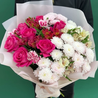 Розовый букет 